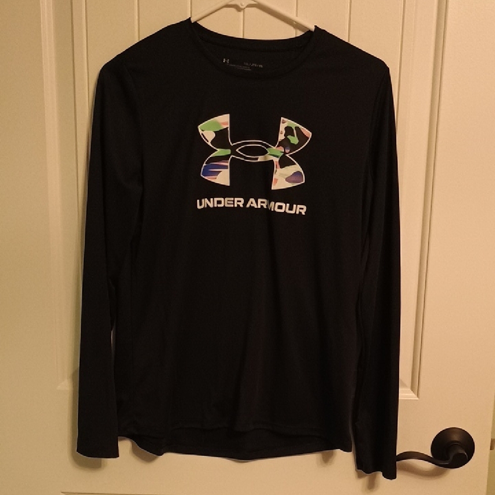 Girls Youth XL Under Armour Black Long Sleeve Shirt